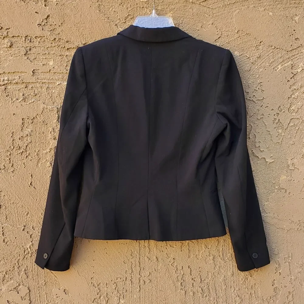H&M black suit jacket - Picture 2 of 8